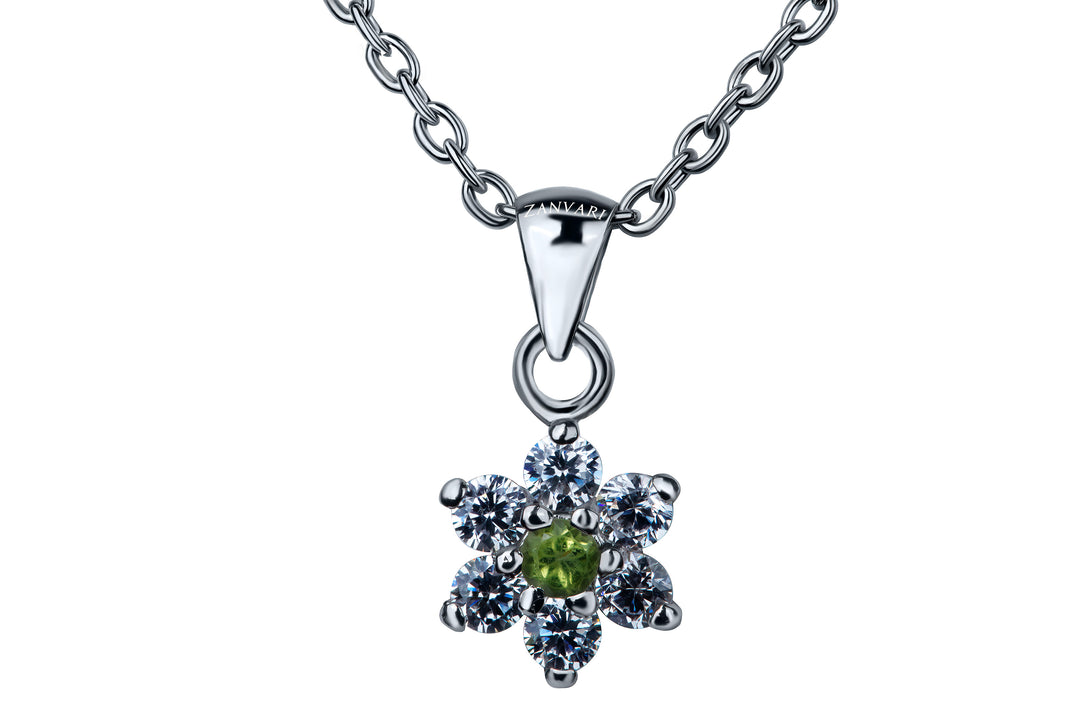 Fine silver necklace embedded with Peridot